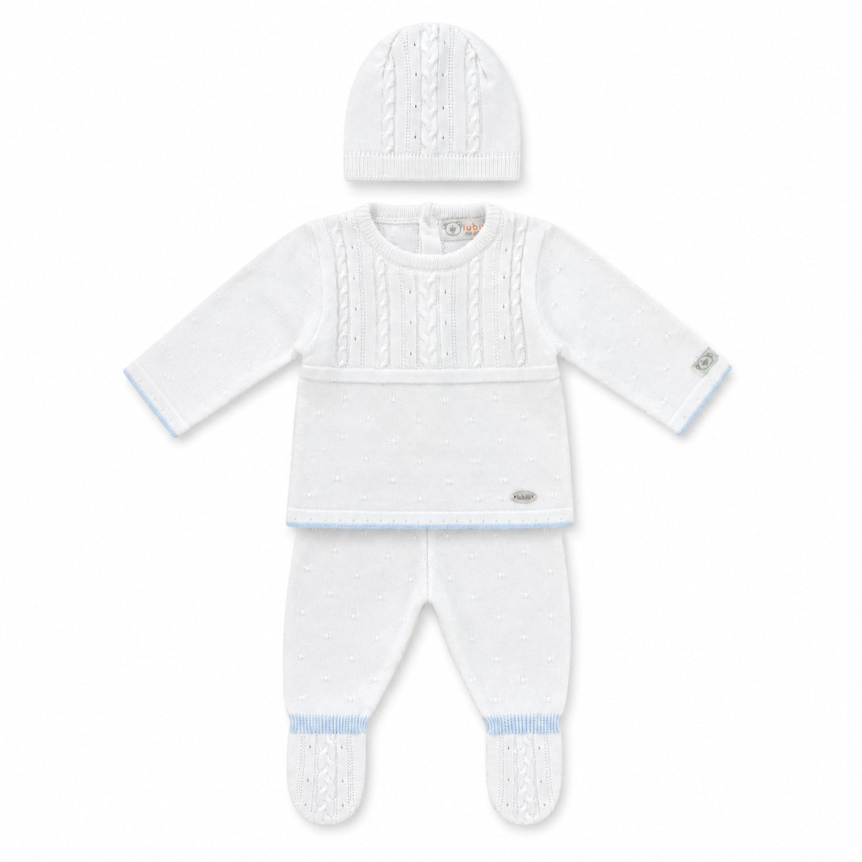 Conjunto tejido blanco para bebé niño blanco con detalles azules, pantalón con pie y gorro – Bebita