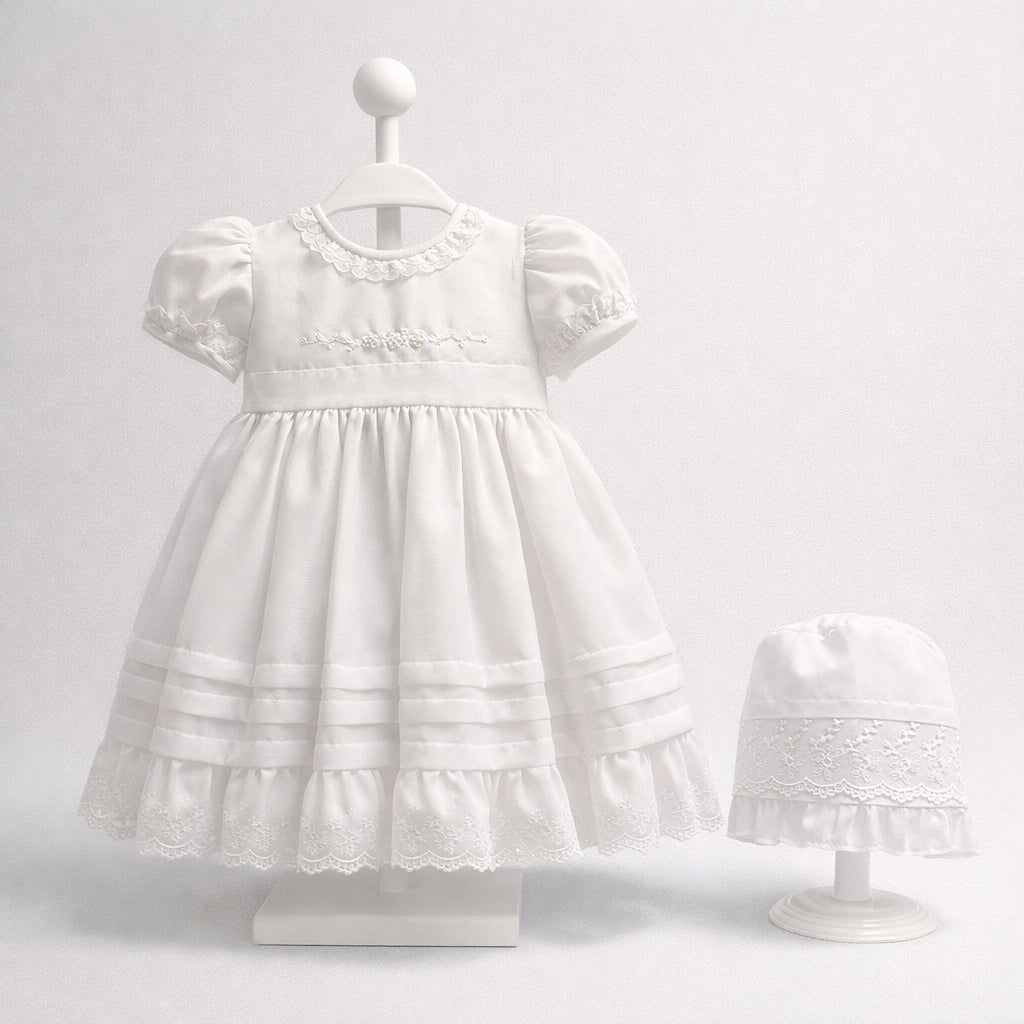 Vestido de bautizo para bebé niña blanco con alforzas, encaje y gorro