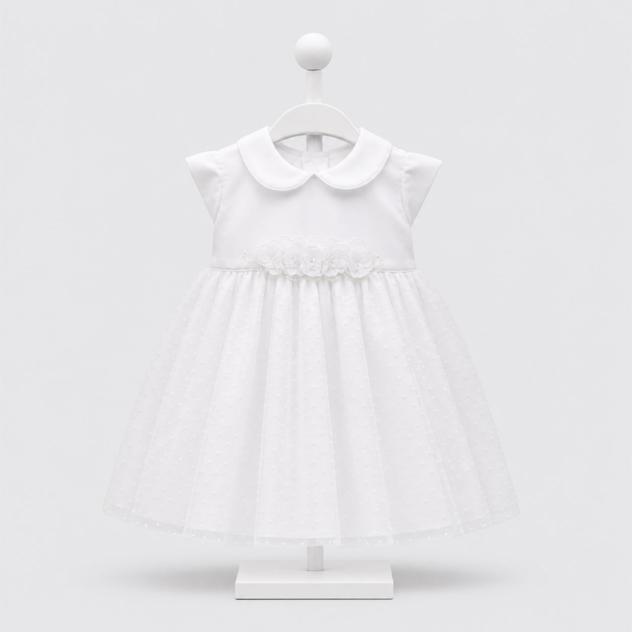 Vestido de bautizo para bebé niña blanco con cuello y flores de tul