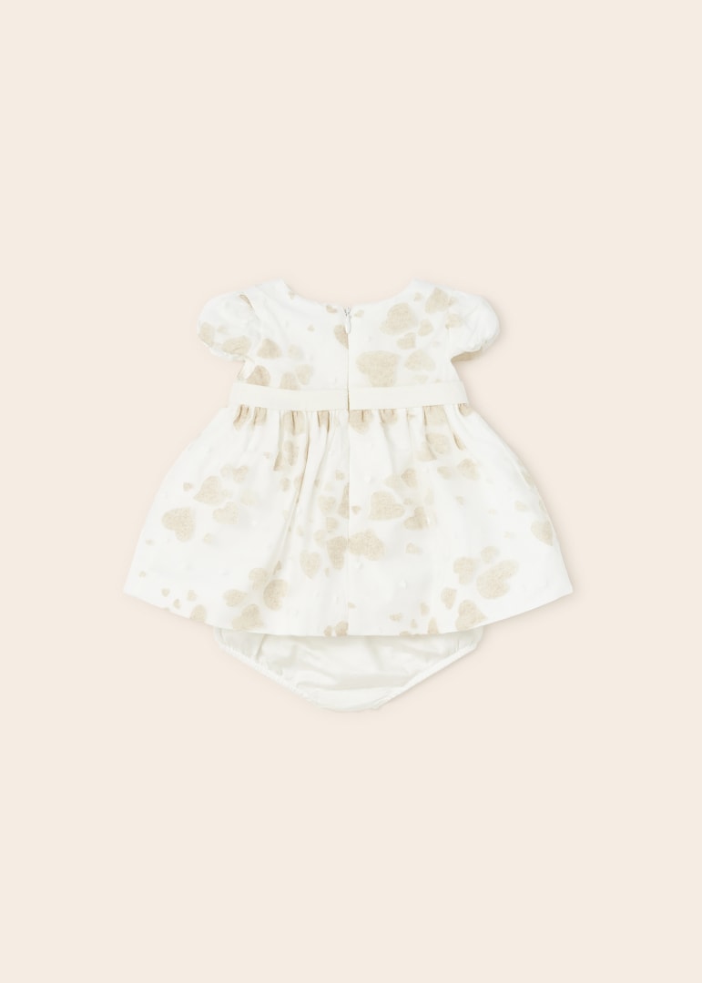Vestido para bebé niña marfil con corazones dorados y cubrepañal – Mayoral