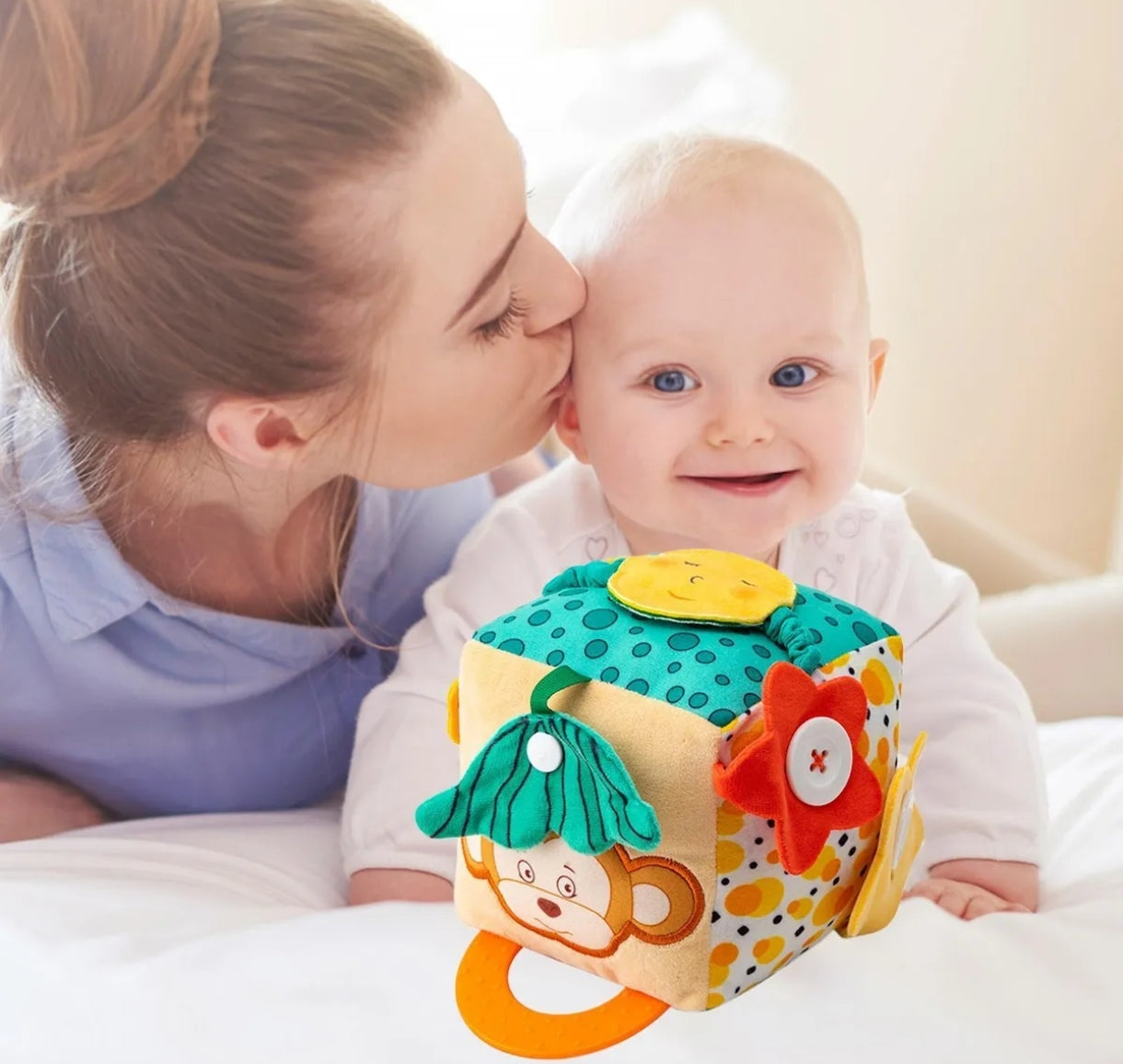 Cubo sensorial para bebé