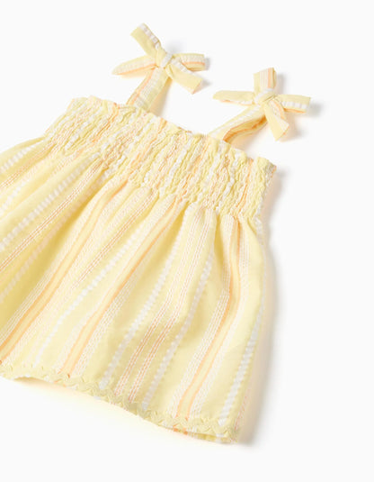 Conjunto con short para bebé niña – Amarillo