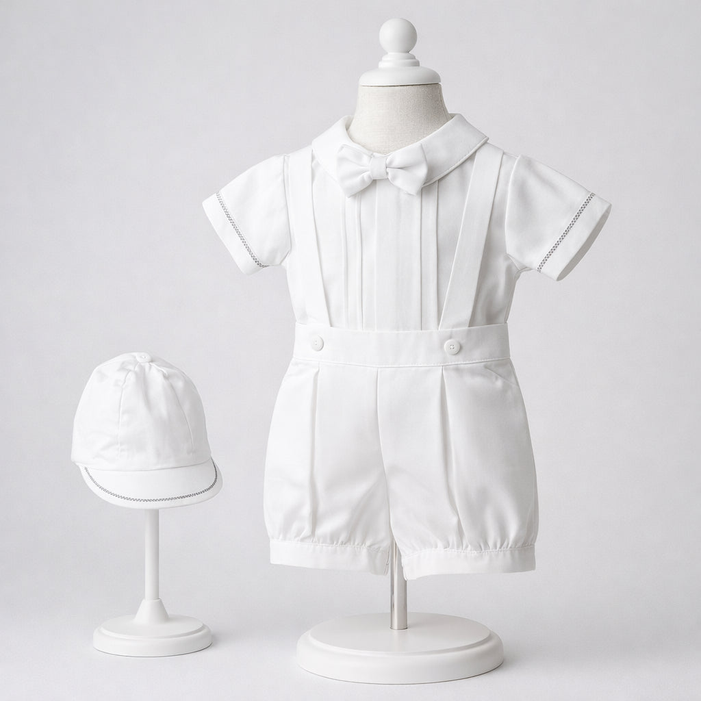 Conjunto de bautizo blanco para bebé niño con camisa, bombacho, tirantes, corbatín y gorro