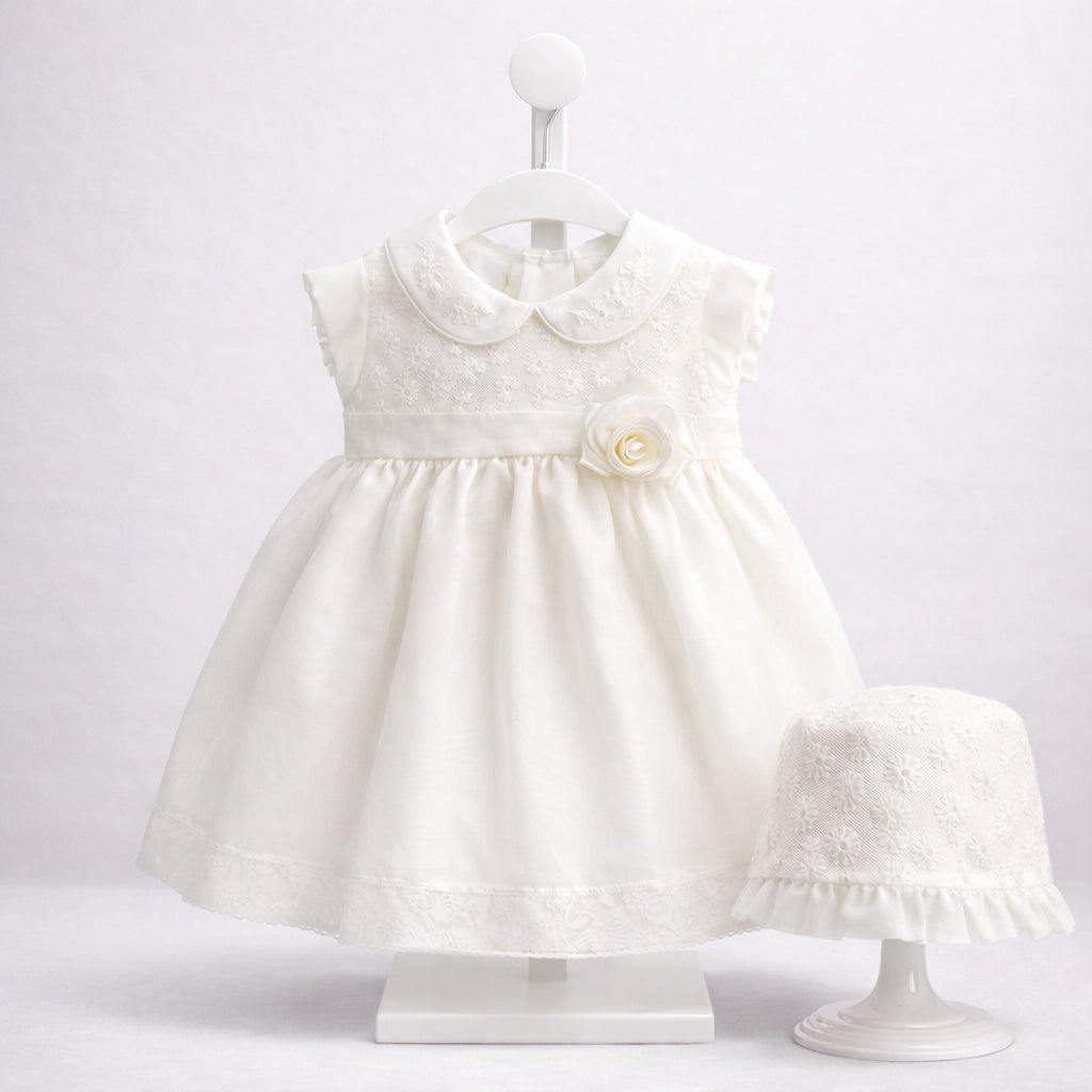Vestido de bautizo para bebé niña marfil con encaje, flor y gorro