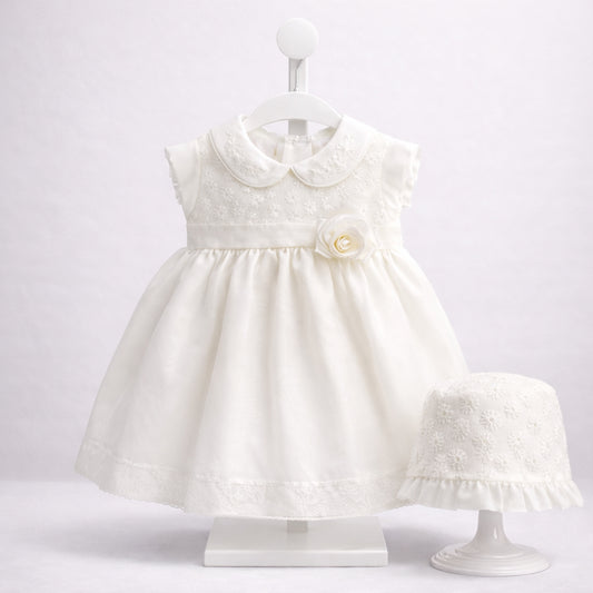 Vestido de bautizo para bebé niña marfil con encaje, flor y gorro