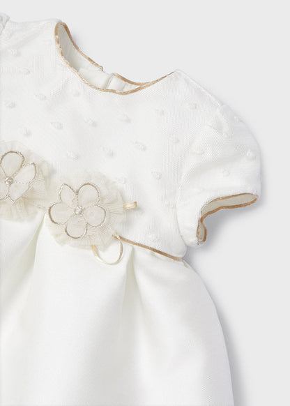 Vestido de ceremonia para bebé niña marfil con flores decorativas – MayoraL